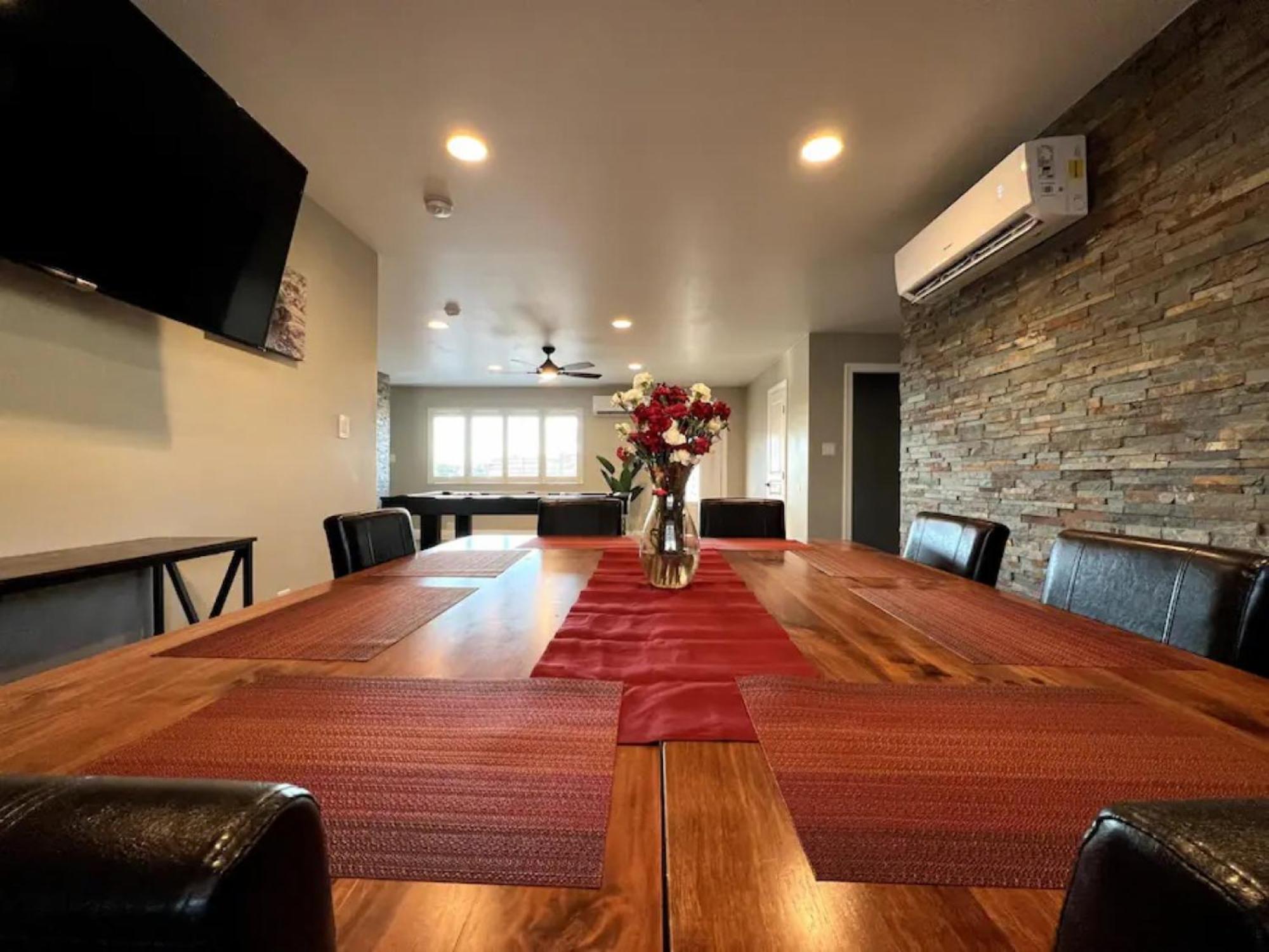 Lux Private Home - Pool, Billiards, 8 Smart Tvs, Board Games, Cotton Bedding - The Stone Sanctuary At Mccullough Hills Trailhead Las Vegas Bagian luar foto