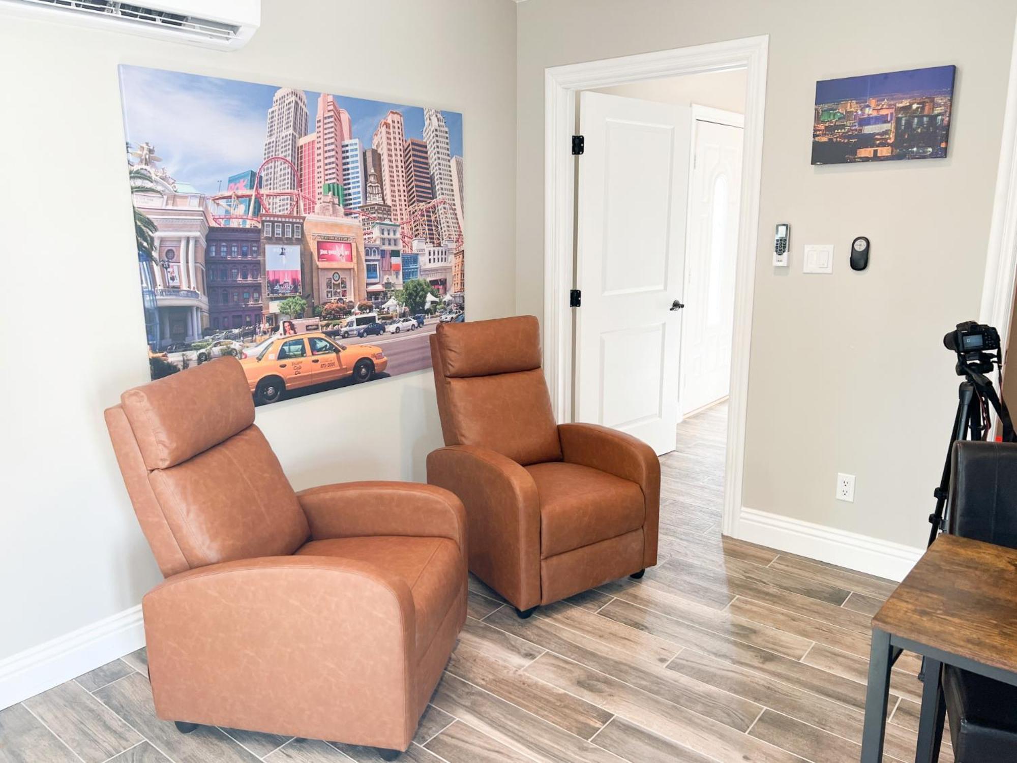 Lux Private Home - Pool, Billiards, 8 Smart Tvs, Board Games, Cotton Bedding - The Stone Sanctuary At Mccullough Hills Trailhead Las Vegas Bagian luar foto