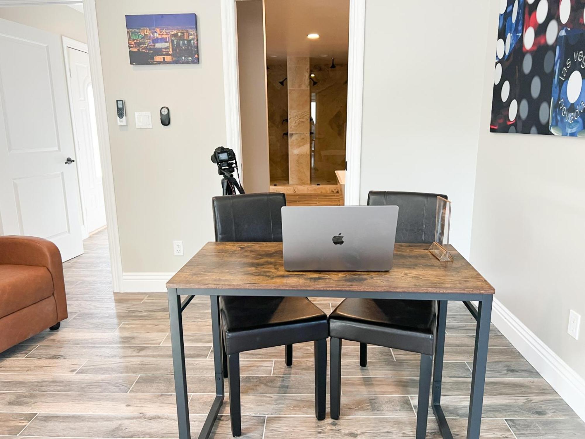 Lux Private Home - Pool, Billiards, 8 Smart Tvs, Board Games, Cotton Bedding - The Stone Sanctuary At Mccullough Hills Trailhead Las Vegas Bagian luar foto