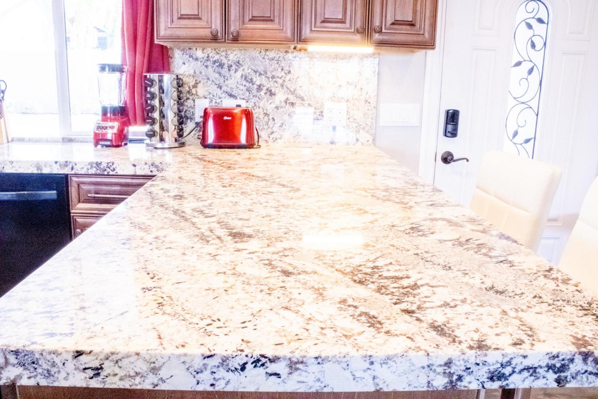 Lux Private Home - Pool, Billiards, 8 Smart Tvs, Board Games, Cotton Bedding - The Stone Sanctuary At Mccullough Hills Trailhead Las Vegas Bagian luar foto