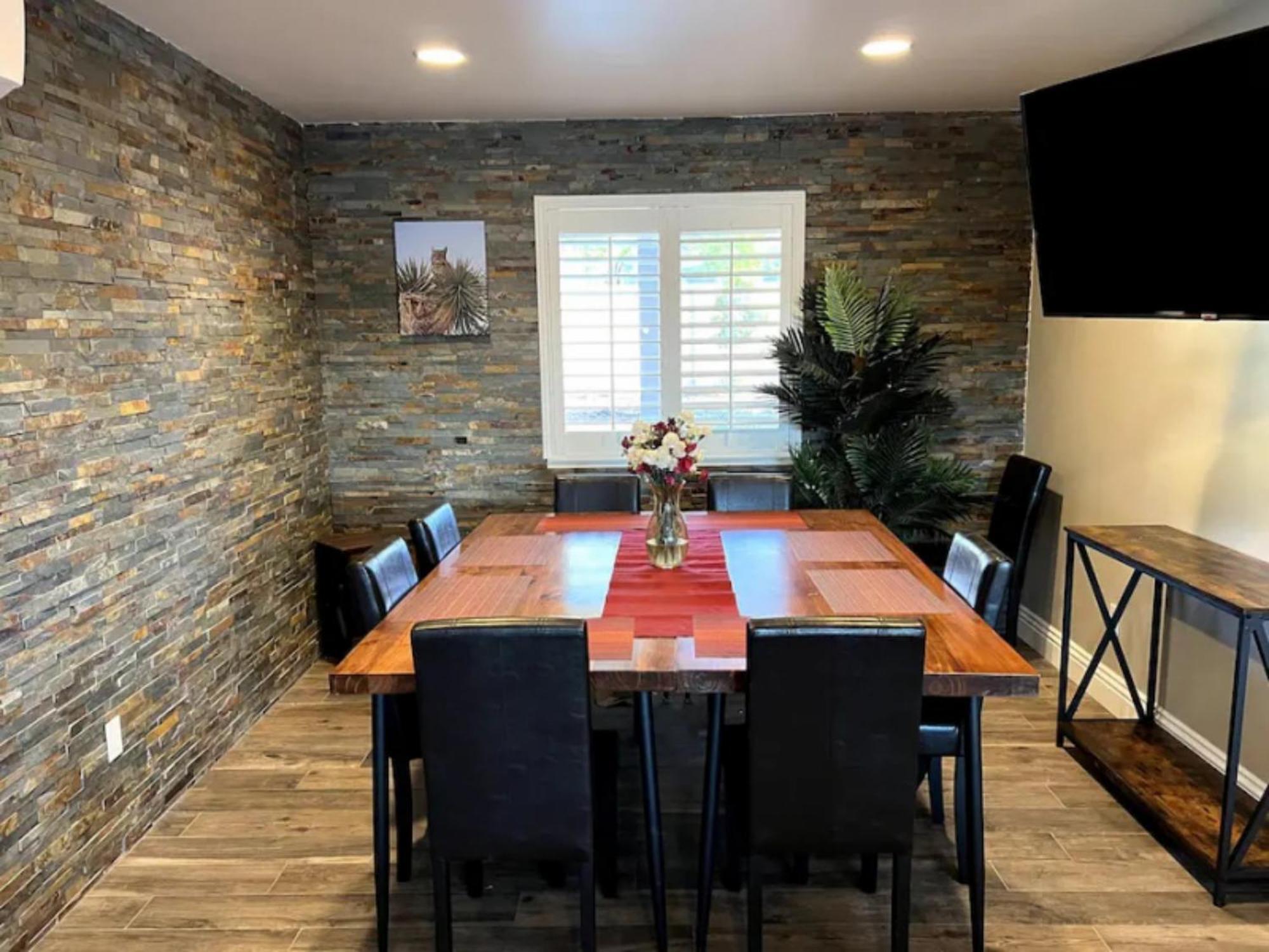 Lux Private Home - Pool, Billiards, 8 Smart Tvs, Board Games, Cotton Bedding - The Stone Sanctuary At Mccullough Hills Trailhead Las Vegas Bagian luar foto