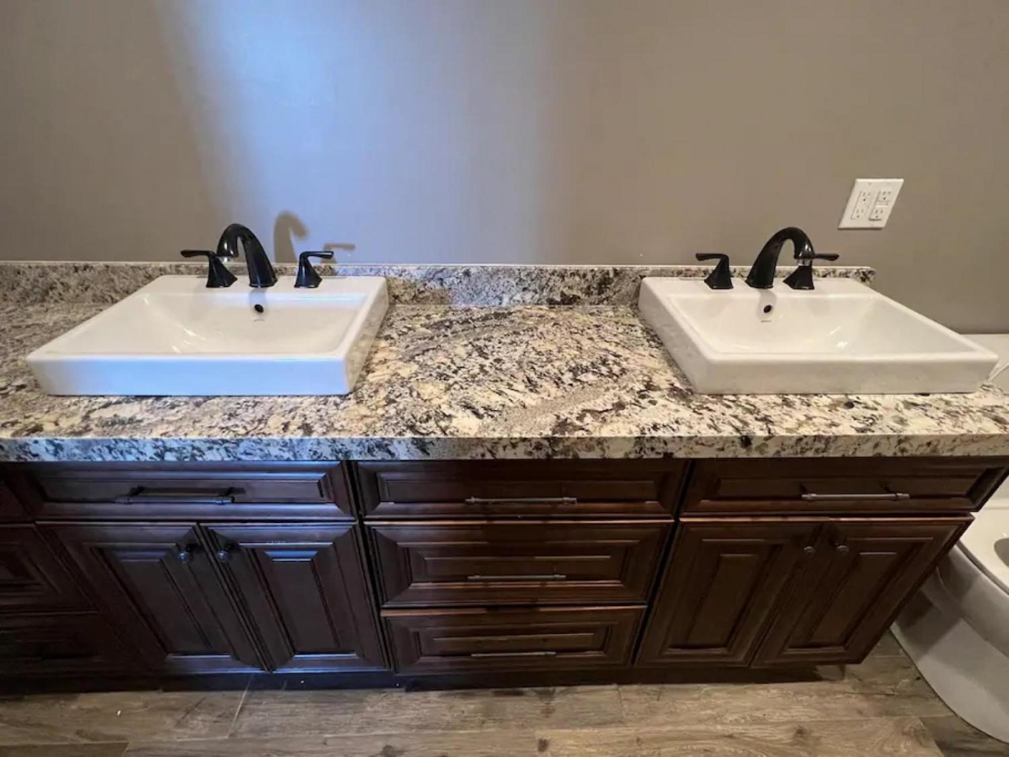 Lux Private Home - Pool, Billiards, 8 Smart Tvs, Board Games, Cotton Bedding - The Stone Sanctuary At Mccullough Hills Trailhead Las Vegas Bagian luar foto
