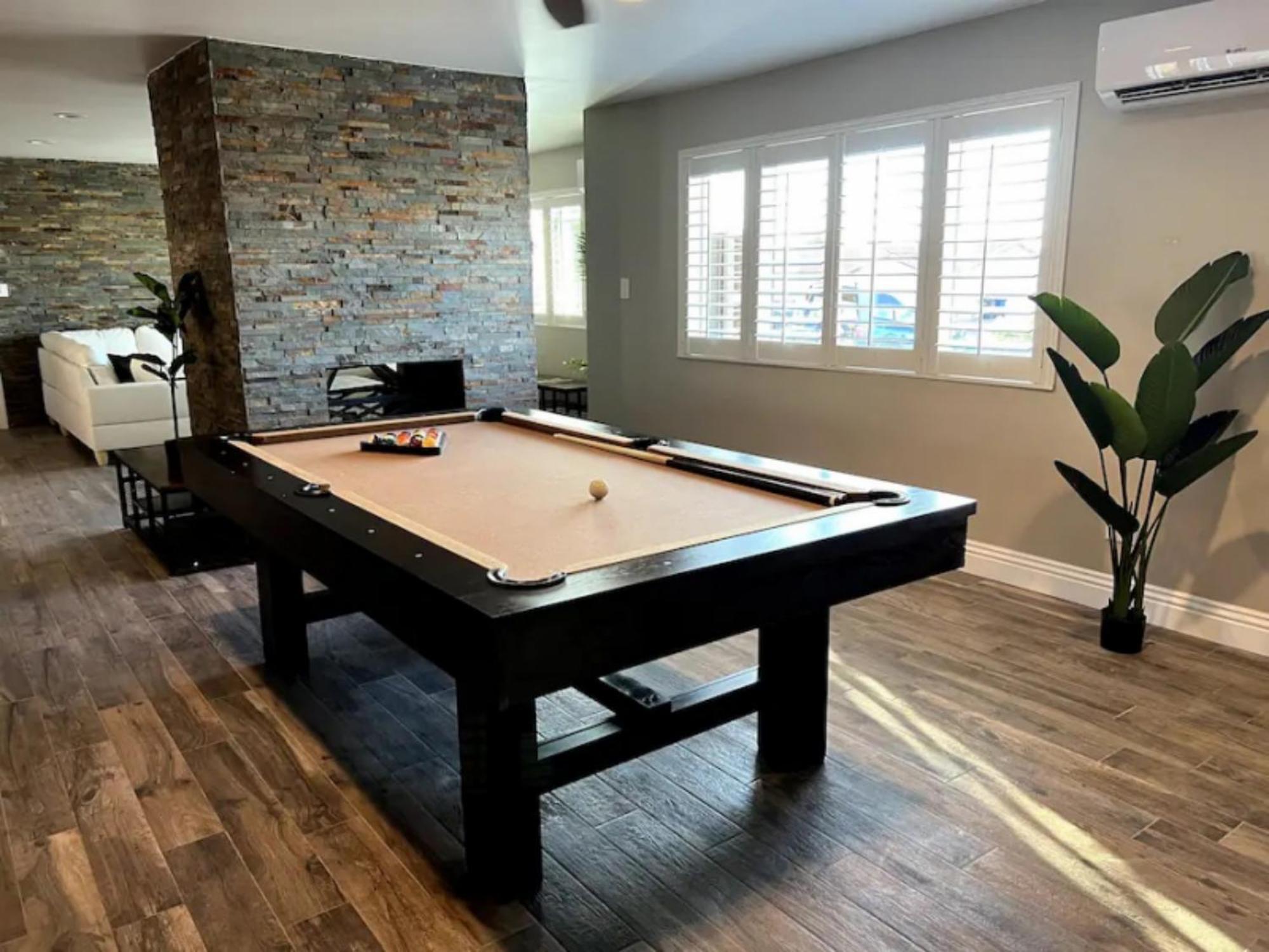 Lux Private Home - Pool, Billiards, 8 Smart Tvs, Board Games, Cotton Bedding - The Stone Sanctuary At Mccullough Hills Trailhead Las Vegas Bagian luar foto